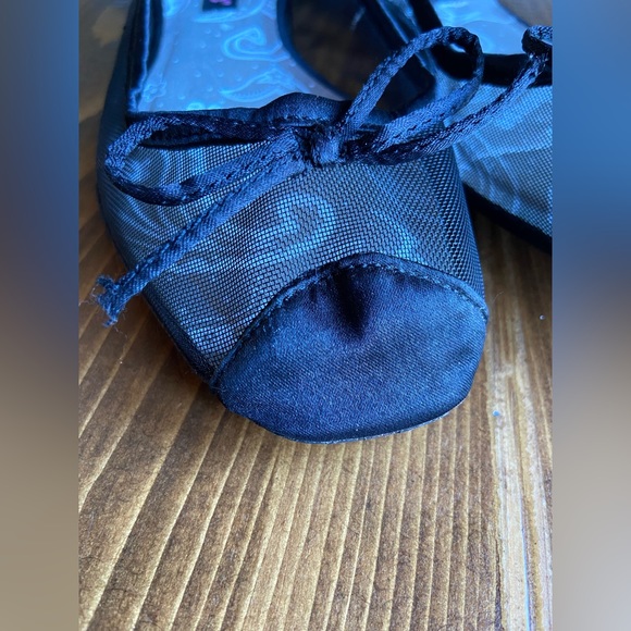 Vintage Dollhouse Mesh Ballet Flats - Picture 4 of 4
